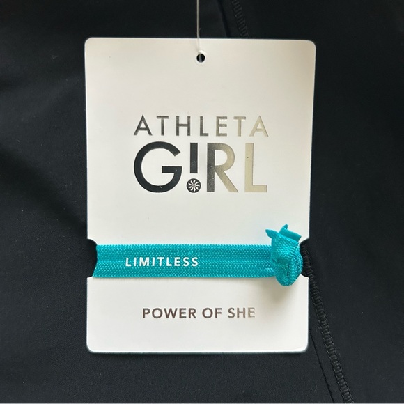 NWT Athleta girl On Your Mark 2.5 athletic workout shorts in black - Picture 3 of 5